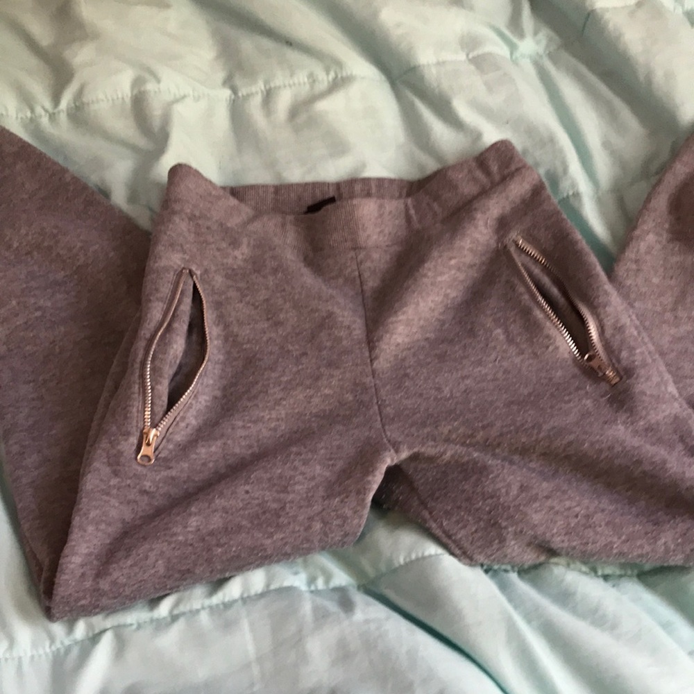 greg sweats with pockets